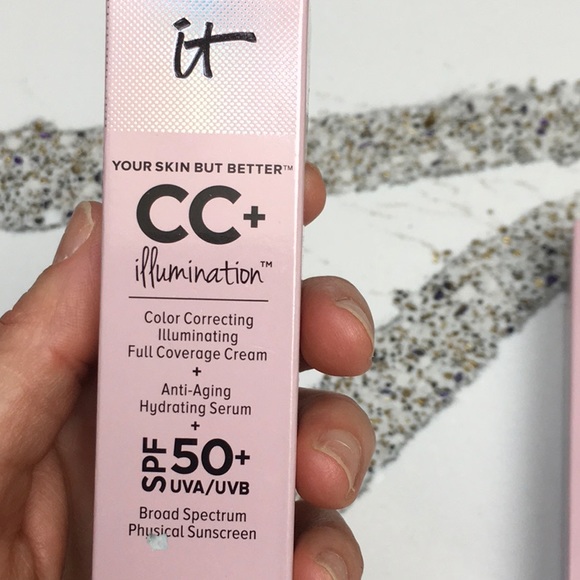 New in box   IT Cosmetics CC cream illumination set - Picture 3 of 6